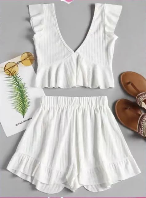 Peplum Top And Shorts, Shorts Matching Set, Cute Sleepwear, Cute Pajama Sets, Diy Vetement, Traje Casual, Crop Top And Shorts, Two Piece Set, Fashion Stylist