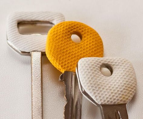 Sugru key cover - Google Search Key Caps, Key Covers, Diy Clay, Design Challenges, Diy Inspiration, Diy And Crafts, Make Your Own, Craft Projects, Diy Decor