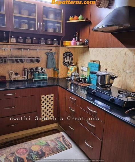 Kichan Decorate, Kichan Decorate Ideas, Small Indian Kitchen Decor, Simple Indian Kitchen Interior, Simple Kitchen Ideas Indian, Simple Indian Kitchen, Interior Design Kitchen Small Indian, Small Indian Kitchen Ideas, Simple Small Kitchen Ideas Indian