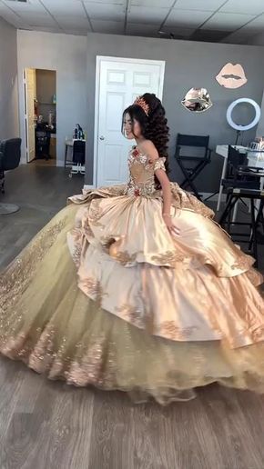 Quinceanera Dresses Ideas, Princess Quinceanera Dresses, Vestido Charro, 15 Quinceanera, Quince Planning, Quinceanera Stuff, Xv Dresses, Quince Themes, Champagne Quinceanera Dresses