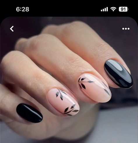 Rave Nails, Short Oval Nails, Dark Nail Designs, Oval Nails Designs, Black Gel Nails, Black Nail Art, Her Nails, Black Nail Designs, Cute Gel Nails