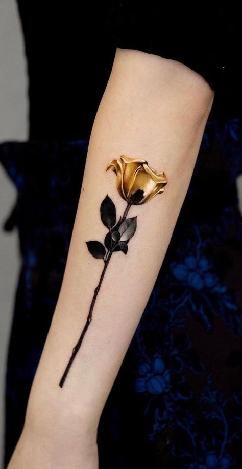 amazing rose tattoos 2023 Sun Back Tattoo, Rose Tattoo Men, Gold Tattoo Ink, Rose Gold Tattoo, Silver Tattoo, Gamer Tattoos, Muster Tattoos, Gold Tattoo, Metal Tattoo