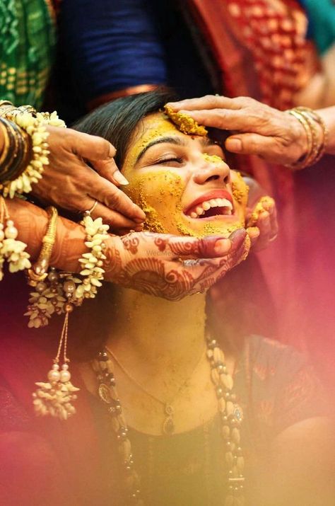 Haldi 101 – How To Get Rid Of Haldi Colour And Still Maintain The Glow! Haldi Photography Ideas, Haldi Poses For Bride, Haldi Photoshoot, Wedding Album Cover Design, Wedding Album Cover, Mehndi Ceremony, South Indian Bride Hairstyle, Indian Wedding Planning, Wedding Couple Poses Photography