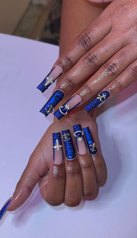 Royal Blue Nails Designs With Rhinestones, Blinged Out Nails Rhinestones Medium, Blue Nails Dramatic, Med Nails Ideas, Royal Blue Nail Inspo Short, Royal Blue Diamond Nails, Metallic Blue Acrylic Nails, Royal Blue Duck Nails, Royal Blue Baddie Nails