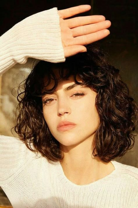 Curly Bob Hairstyles | Girlfriend is Better Short Curly Hairstyles For Women, Hugh Dancy, Curly Bob Hairstyles, Cut Hair, Curly Hair Cuts, Short Curly Hair, Grunge Hair, Hair Short, Curly Hair Styles Naturally