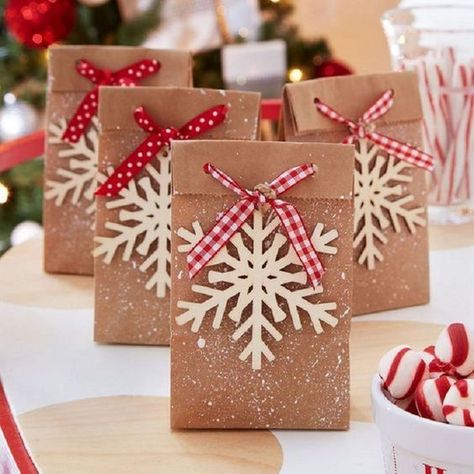 Joululahjat Diy, Amazon Christmas Gifts, Easy Homemade Christmas Gifts, Brown Paper Bags, Săpunuri Handmade, Last Minute Christmas Gifts, Easy Christmas Gifts, Christmas Gift Card, Just Stop