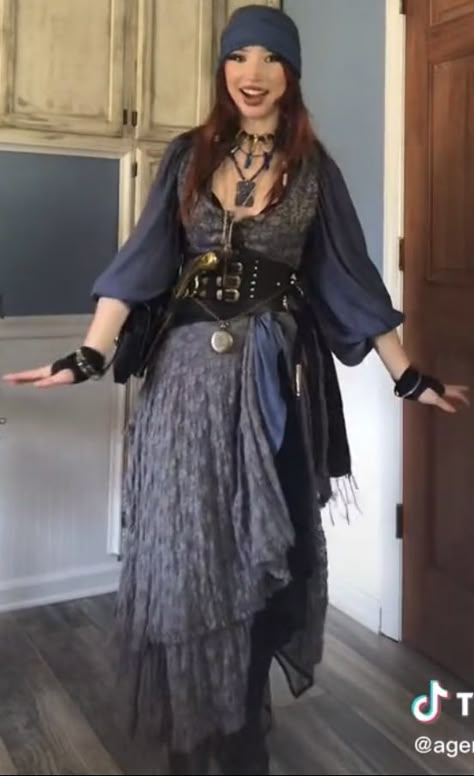 Space Pirate Aesthetic Outfit, Pirate Outfit Inspo Female, Pirate Core Fashion, Renfaire Outfit Pirate, Ageminifairy Pirate, Modern Pirate Aesthetic Outfit, Blue Pirate Outfit, Pirate Fashion Women, Renfaire Outfit Fairy