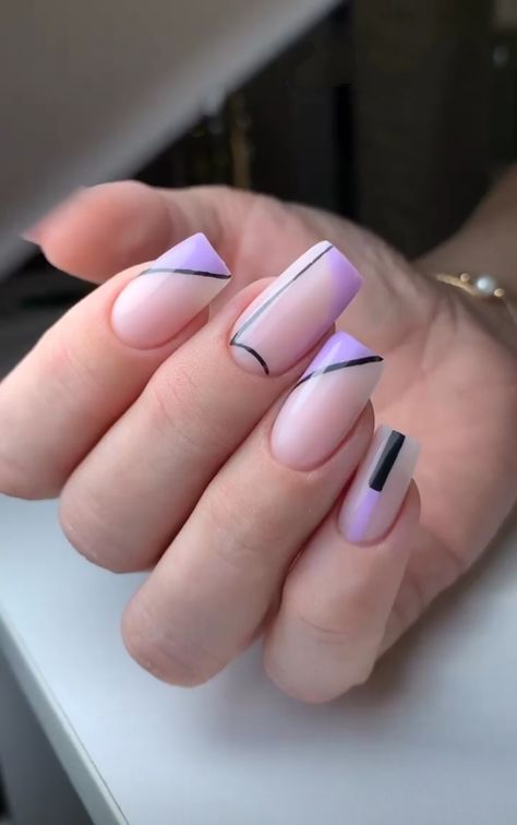 Light Purple And Black Nails, Purple And Black Nails, Light Purple Nails, Feeling Pretty, Simple Nail Art Designs, Simple Nail, Easy Nail Art, Purple Nails, Nails Ideas