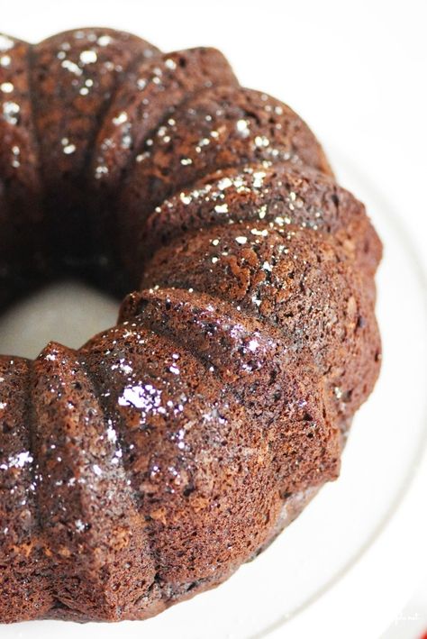 Dr Pepper Bundt Cake, Triple Chocolate Bundt Cake, Dr Pepper Cake, Diet Dr Pepper, Chocolate Bundt, Bundt Cake Recipe, Gluten Free Chocolate Cake, Chocolate Bundt Cake, Pound Cakes