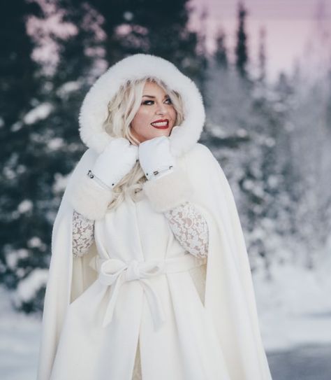 Lapland Wedding, Theme Wedding, Christmas Wedding, Wedding Attire, Winter Wonderland, Wedding Planning, Wedding Ideas, Jesus, Books