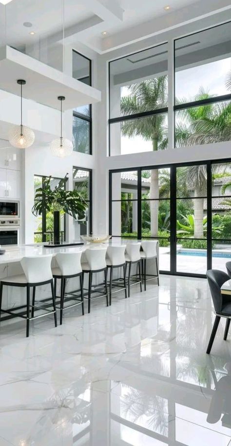 White Interior House Design, Non Open Concept Kitchen, Miami Luxury Homes, Rich House Interior, Florida Homes Interior Design, Easy Pumpkin Pie Recipe, Fence Edging, Pumpkin Pie From Scratch, Neapolitan Cake