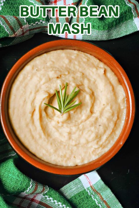 Vegan Bean Mash with onion and garlic, a simple and delicious side dish that is packed with protein and fibre. It is also a great alternative to the regular mashed potatoes, or can be served as a healthy party dip or on toast, crostini or bruschetta. Bonus point, it's gluten free, low calorie, high protein. Healthy Party Dips, Butter Bean Mash, Nigella Recipes, Bean Mash, Creamy Hummus Recipe, Vegetarian Dip, Vegan Bean, Roasted Eggplant Dip, Low Calorie High Protein