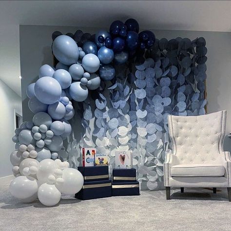 Blue Balloons Garland, Western Theme Anniversary Party, Denim Balloon Garland, Blue Birthday Set Up, Blue Garland Balloons, Blue Jean Baby Shower Theme, Blue Balloons Decorations, Denim Birthday Party Theme, Denim Party Theme