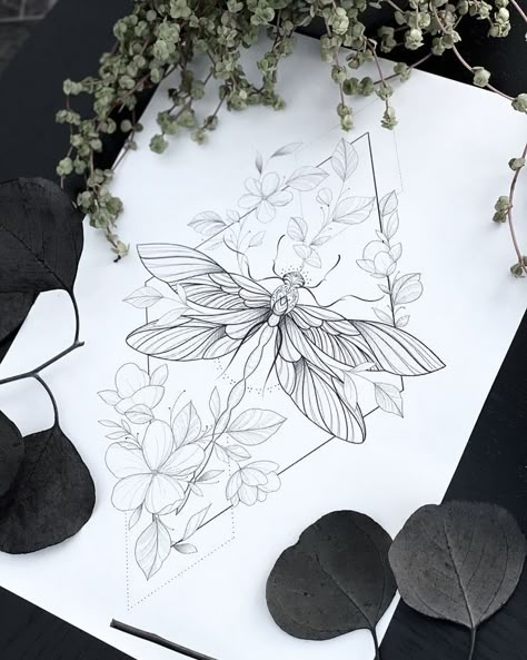 Drawing With Flowers, Do Tattoo, Geometric Flower Tattoo, Inspo Drawing, Floral Back Tattoos, Dragonfly Tattoo Design, Remembrance Tattoos, Insect Tattoo, Sacred Geometry Tattoo