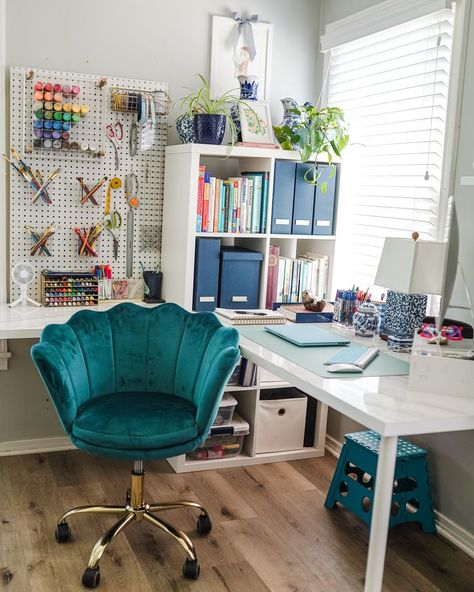 How I hacked the Kallax shelf for an L-shaped desk in my home office. Ikea L Shaped Desk, Ikea Kallax Desk, Kallax Desk, Ikea Corner Desk, T Shaped Desk, Velvet Desk Chair, Kids Room Desk, Kallax Hack, Busy Girl