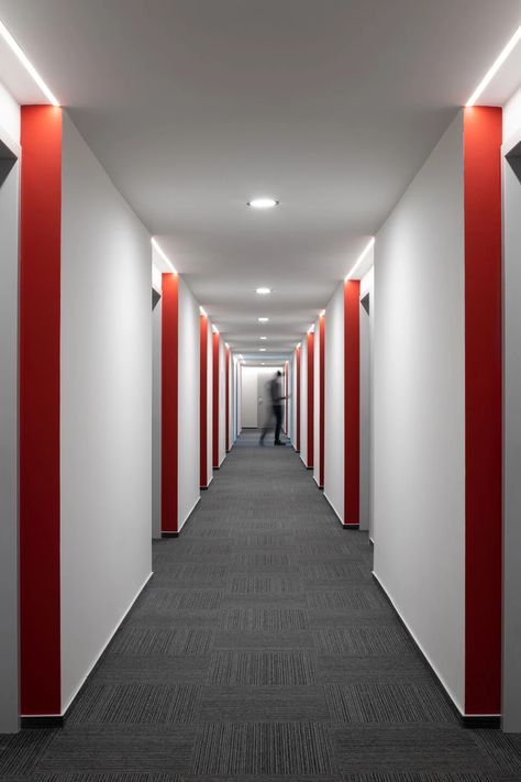 Apartment Corridor Design, Apartment Corridor, Student Accomodation, Condo Lobby, Hotel Corridor, Townhouse Interior, Corridor Design, Student Room, Hotel Room Design