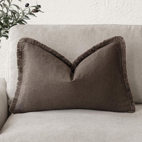 PRICES MAY VARY. Linen Fabric 【Natural Linen Fabric】Our pillow cover is crafted of 80% natural ramie linen and 20% cotton. Natural linen fabric makes it soft, comfortable, breathable and durable for all season use. Treated with Stone Washed process, the pillow's creates subtle dimension, and a relaxed feel. 【Design with Fringe Edges】 Foindtower boho pillow cover is design with fringes at edges. The detail design of short tassels make a bohemian style, while offers understated flair. It is easy t Farmhouse Boho Decor, Sofa Bed Living Room, Brown Pillow Covers, Bed Living Room, Boho Chique, Chair Sofa Bed, Fringe Pillows, Natural Linen Fabric, Brown Pillows