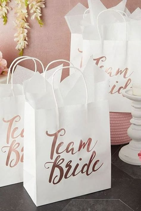 Bride Shower Favors, Bridesmaid Giveaways Gift Ideas, Bridemaids Gifts For Bachelorette, Bachelorette Thank You Gifts, Bridal Shower Gift Bags For Guests, Bachelorette Party Gifts For Guests, Team Bride Ideas, Bride Shower Ideas, Bridal Shower Goodie Bags