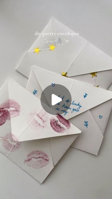 Grishma Bhushan🤍 | cute diy projects & gift ideas on Instagram: "Easy envelope designs that anyone can make🩷

Ideas from Pinterest 

#reels #reelsinstagram #reelitfeelit #reelkarofeelkaro #diy #diyprojects #reelsvideo #diy #diygiftideas #giftideas #aesthetic #ａｅｓｔｈｅｔｉｃ #scrapbook #birthday #l
Cute gift ideas for friends , aesthetic diy , friendship, gift ideas , scrapbook, card , heart ,art , reels , trending , birthdays #lovegram #friendship handmade gifts #lipstain" Birthday Homemade Gifts For Best Friend, Kawaii Birthday Gifts, Easy Diy Cards For Friends, Cute Envolpes Diy, Birthday Cards Ideas Aesthetic, Bestie Birthday Gift Ideas Diy, Easy Diy Birthday Gifts For Friends, Easy Diy Gifts For Friends Birthday, Aesthetic Birthday Cards For Best Friend