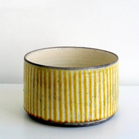 Yellow Pottery, Danish Ceramics, Scandinavian Ceramic, Ceramics Inspiration, Keramik Design, Pottery Inspo, Ceramic Inspiration, Pottery Inspiration, Ceramics Ideas Pottery