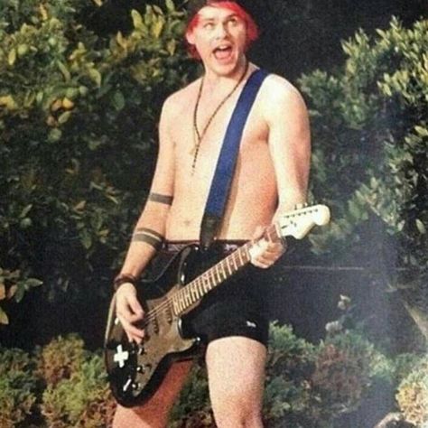 Michael Clifford Shirtless, I Just Wanna Cuddle, 5sos Michael Clifford, Wanna Cuddle, Mikey Clifford, 5sos Michael, 5sos Funny, 5sos Pictures, Michael Gordon