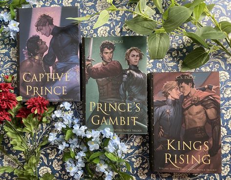 Le Prince Captif, Queer Fantasy Books, Gay Fantasy Books, Gay Books To Read, The Captive Prince, Mlm Books, Lgbt Book, Gay Romance Books, Captive Prince