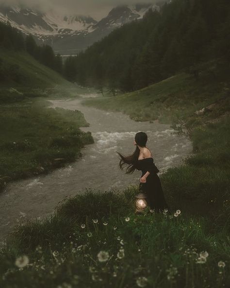 Art Self Portrait, Quitting Social Media, Aosta Valley, Nature Witch, A Daily Routine, Dark Fairytale, Writing Fantasy, Art Photography Portrait, Ethereal Aesthetic