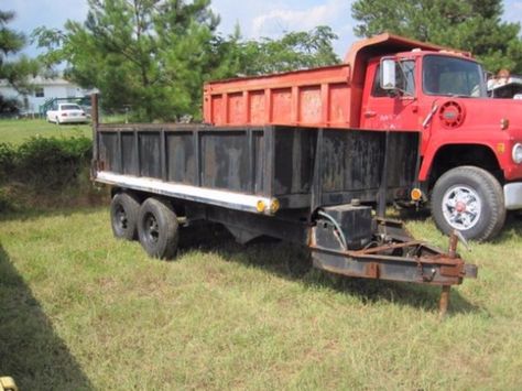 Dump Trailer Plans, Trailer Kits, Trailer Diy, Trailer Plans, Diy Lawn, Tractor Attachments, Odd Jobs, Getting Dumped, Dump Trailers