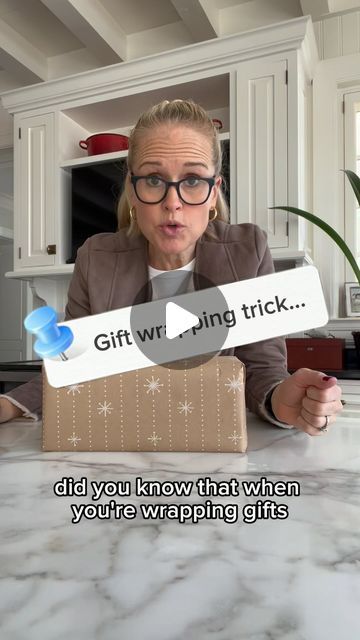 Jenny Hayes Edwards on Instagram: "If you’re anything like me, you’re wrapping all of your gifts at the last minute!! Nothing like a little, adrenaline pressure to get it all done! Here’s an awesome little trick to help with wrapping your gifts if you use ribbon!

#wrappinghacks #giftwrappingideas #giftwrappingtips #giftwrapping #wrappingpresents 
#holidayhack #holidayhacks #christmastree #christmastreehack #hacks #homehacks #cleaninghacks #kitchenhacks #lifehacks #foodhacks #christmashack #christmastreedecor" Wrapping Gifts Hacks, Fun Way To Wrap Gifts, Wrapping Hacks Christmas, Present Wrapping Hacks, Christmas Wrapping Hacks, Christmas Hacks Tips And Tricks, How To Wrap A Gift, Gift Wrapping Hacks, Wrapping Hacks