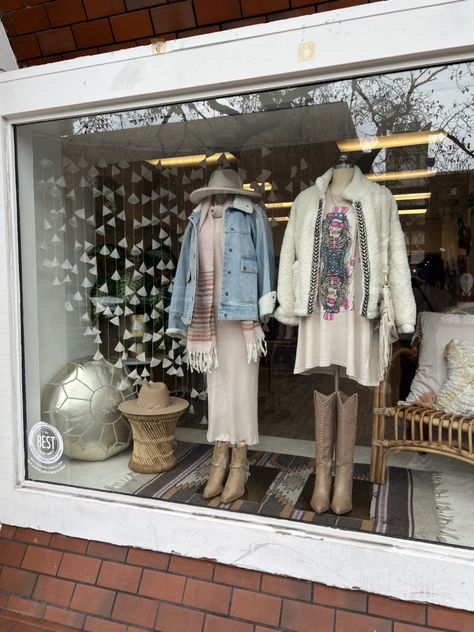 Anthro Store Display, Small Boutique Window Display, Storefront Clothing Display, Boho Retail Window Display, Clothing Boutique Window Display Shop Fronts, Boutique Store Front Ideas Entrance, Boutique Window Display Ideas, Thrift Shop Window Display, Boutique Window Display Shop Fronts