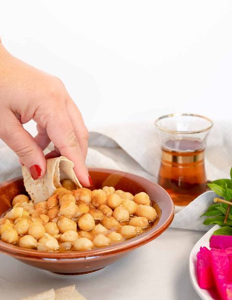 The Best Hummus Balila (Lebanese Warm Chickpeas) Lebanese Breakfast, The Best Hummus, Best Hummus, Pickled Turnips, Paprika Spice, Dry Chickpeas, Fava Beans, Lebanese Recipes, Fresh Oregano