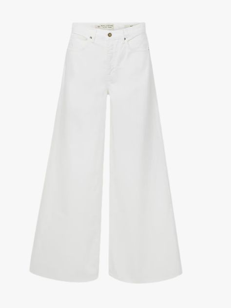 17 Best White Jeans for Women to Wear All Year Long | Vogue White Jeans For Women, Best White Jeans, White Stretch Jeans, Womens White Jeans, Slouchy Jeans, Wardrobe Classic, Denim Branding, Tapered Jeans, Jeans For Women