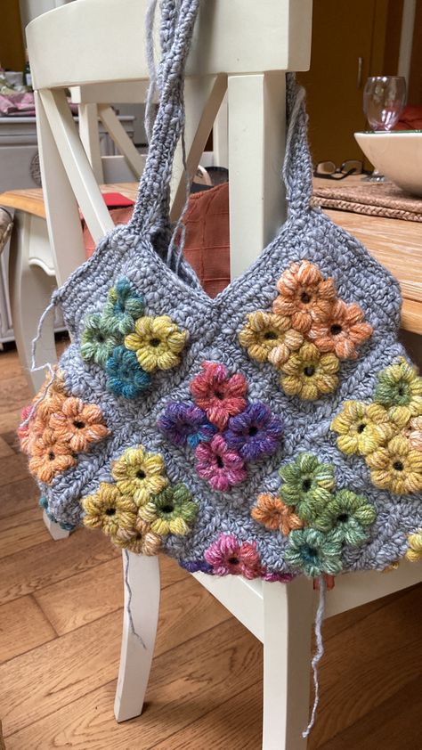 Handmade puff flower bag Crochet Puff Flower Bag, Puff Stitch Flower, Flower Bag Crochet, Puff Flower, Crochet Puff Flower, Puff Stitch, Flower Bag, Bag Crochet, Crochet Bags