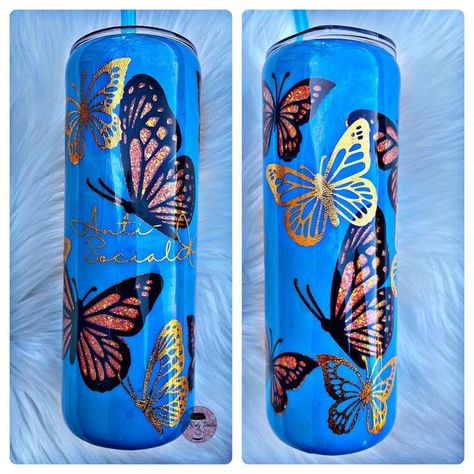 Butterfly Tumbler Cup, Butterfly Tumbler, Waterslide Decal Paper, Epoxy Tumbler, Glitter Tumbler Cups, Creation Crafts, Painted Cups, Custom Tumbler Cups, Tumbler Cups Diy