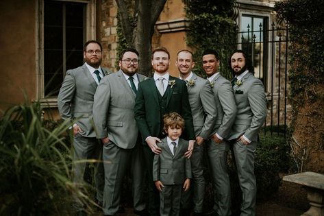 Emerald Green Groomsmen, Green Groomsmen Suits, Green Groomsmen, Jewel Tone Green, Emerald Wedding Colors, Forest Green Wedding, Green Wedding Suit, Bridal Party Groomsmen, Dark Green Wedding