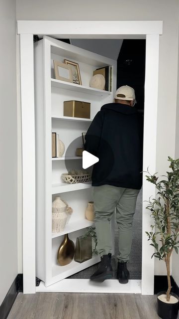 Murphy Door on Instagram: "A bookcase but also a bookcase door 🤯" Murphy Bookshelf Door, Murphy Door Bookcases, False Bookshelf Door, Hidden Bookcase Door Murphy Door, Murphy Book Shelf Door, Murphy Door, Bookcase Door, Bookshelves, Instagram A