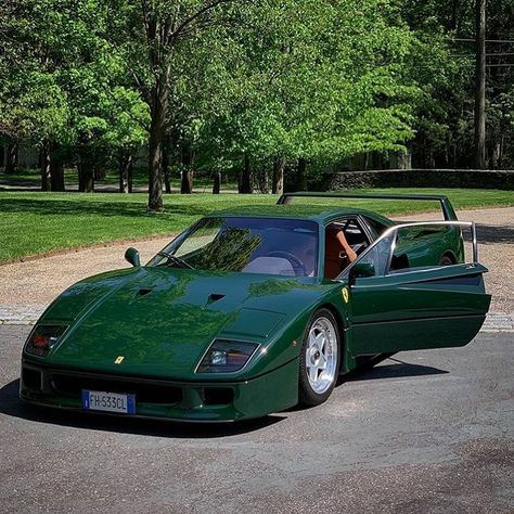 Jochem Welberg on Instagram: “What about this color on a Ferrari F40?  By: @redshift75  #ferrari #ferrariclassic #classic #car#supercars #enzoferrari #ferrarif40…” Green Ferrari F40, Green Ferrari, Ferrari 348, Street Image, Mc Laren, Ferrari F40, Street Racing Cars, Bugatti Chiron, Cute Rappers