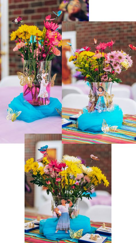 Encanto Table Setting, Encanto Centerpiece Ideas, Encanto Birthday Party Decorations, Encanto Birthday Party Ideas, Encanto Birthday Party, Kids Birthday Party Ideas, Encanto Birthday, Encanto Party, Familia Madrigal