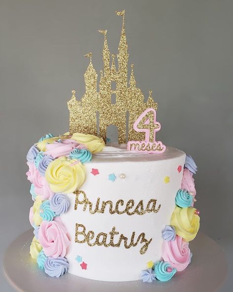 Happy Birthday Cake Girl, Disney Castle Cake, Princess Theme Cake, Disney Princess Birthday Cakes, Animal Birthday Cakes, Disney Princess Cake, Princess Theme Birthday, Princess Theme Birthday Party, Tema Disney