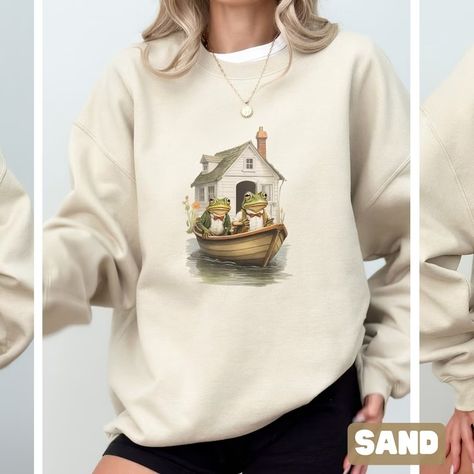 Frog and Toad T-shirt, Classic Vintage Book Sweatshirt, Retro Frog Tee, Aesthetic Sweatshirt, Cottagecore Aesthetic Tee, Frog Lover T-shirt - Etsy Book Sweater, Meme Shirts, Aesthetic Sweatshirt, Cottagecore Outfits, Thoughtful Gifts For Her, Cottagecore Aesthetic, Frog And Toad, Comfort Colors Tee, Neat Style