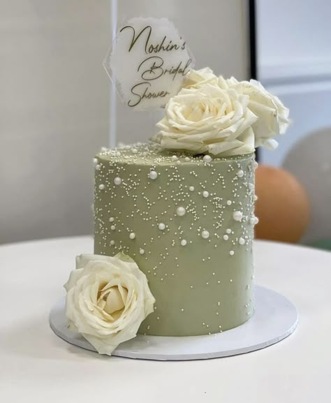 Sage And Cream Wedding Cake, Sage Green Birthday Cake 2 Tier, Pastel Green Birthday Cake, Sage Green Cake Wedding, Sage And Gold Cake, Sage Green And White Cake, Sage Green Wedding Cake Ideas, Mint Green Cake Design, Bridal Shower Cake Ideas Classy