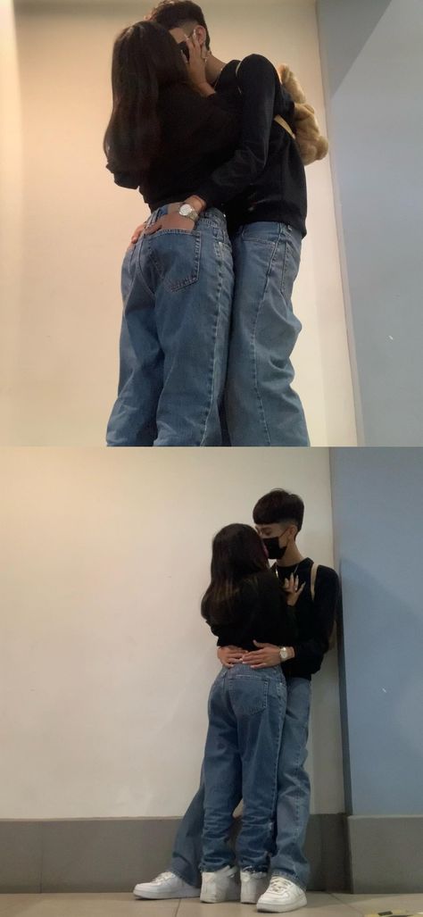 No Face Picture With Boyfriend, Bf Gf Pictures Ideas Couple Photos, Couple Picture No Face, Hand Placement Couple Waist, Matching Boyfriend Girlfriend Outfits, Outfits Novios, Simple Matching Outfits For Couples, Couple Recreate Pictures, Cute Couple Outfits Casual