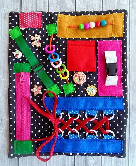 Baby Zintuiglijk, Montessori Diy, Sensory Blanket, Fidget Blankets, Fidget Quilt, Quiet Book Patterns, Diy Bebe, Felt Quiet Books, Lap Quilts