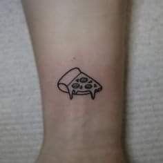 Pizza Slice Tattoo, Food Tattoo Ideas, Food Tattoo, Pizza Tattoo, Tiny Tattoos For Women, Vegas Tattoo, Small Pizza, Food Tattoos, Small Tattoos With Meaning