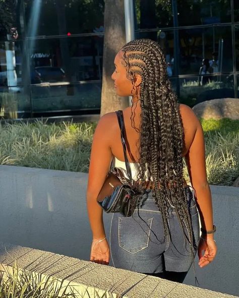 25 Best Lemonade Braids with Knotless Box Braids 2024 Lemonade Braids Hairstyles, Best Lemonade, Knotless Box Braids, Lemonade Braids, Braid Inspiration, African Tops, Ghana Braids, African Hair Braiding Styles, Black Princess