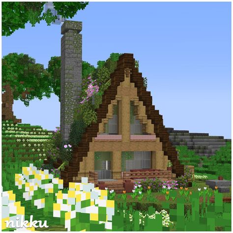 Minecraft Bedrock Shader, Bedrock Minecraft Builds, A Frame Minecraft House, Minecraft A Frame House, Minecraft Frame, Big Minecraft Houses, Overwatch Oc, Play Bakery, Minecraft W