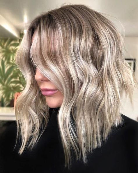 25 Mid-Length Blonde Hairstyles To Show Your Stylist Pronto Blond Hairstyles, Medium Length Blonde Hair, Mid Length Blonde, Medium Length Blonde, Lob Styling, Medium Blonde Hair, Blonde Ponytail, Blonde Hairstyles, Medium Blonde