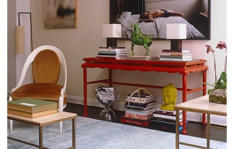 Stylish Entryway Ideas Red Console Table, Stylish Entryway, Console Table Entryway, Console Entryway, Table Entryway, Sleek Furniture, Entryway Ideas, Interiors Dream, Entryway Table