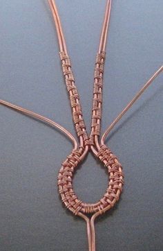 Woven Wire Jewelry, Wire Weave Jewelry, Wire Weaving Techniques, Jewelry Tutorials Free, Wire Weaving Tutorial, Wire Jewelry Patterns, Wire Wrapped Stone Jewelry, Wire Jewelery, Wire Wrap Jewelry Designs