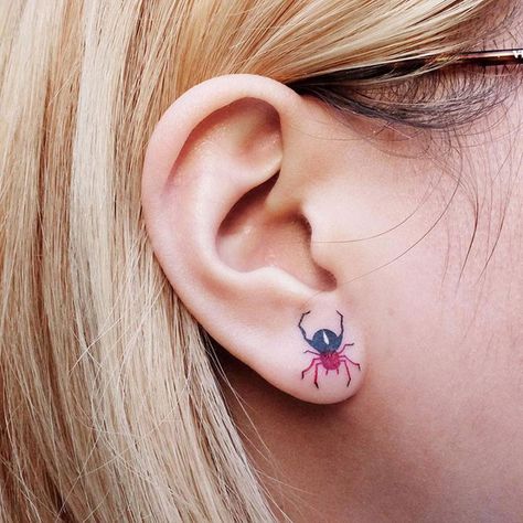 Spider Tattoo On The Ear Lobe Ear Lobe Tattoo, Tier Tattoo, Spider Tattoo, Delicate Tattoo, Painting Tattoo, Head Tattoos, Girly Tattoos, Subtle Tattoos, Tattoo Trends